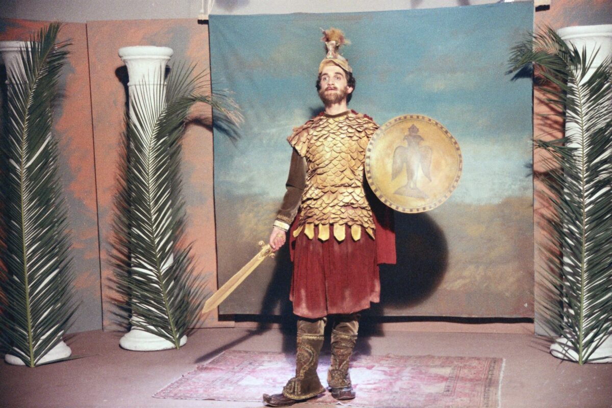 Λάκης Παπαστάθης