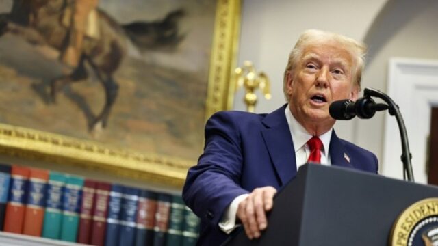 Ντ. Τραμπ: «Αν χρειάζεται στρατιωτική ισχύς» εναντίον του Ιράν, θα τη χρησιμοποιήσουμε