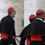 Ιταλία: Στη Ρώμη έφτασαν όλοι οι εκλέκτορες καρδινάλιοι