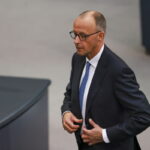 Η Γερμανία επιτρέπει και πάλι τις εξαγωγές όπλων προς το Ισραήλ