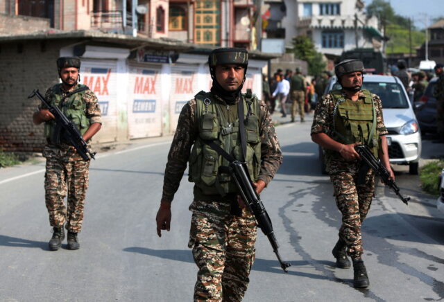 Ινδία-Πακιστάν: Η διεθνής κοινότητα καλεί τις δύο χώρες να επιδείξουν αυτοσυγκράτηση