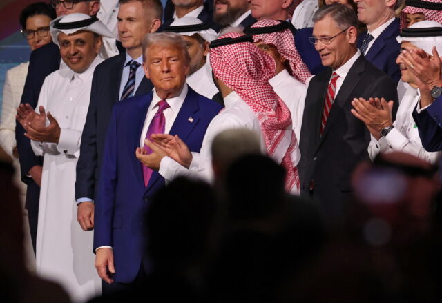 Σαουδική Αραβία: Συνάντηση Ντόναλντ Τραμπ και Αχμέντ αλ Σάρα