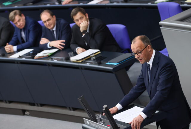 Φρίντριχ Μερτς: «Η Γερμανία θα αποκτήσει τον ισχυρότερο στρατό στην Ευρώπη»