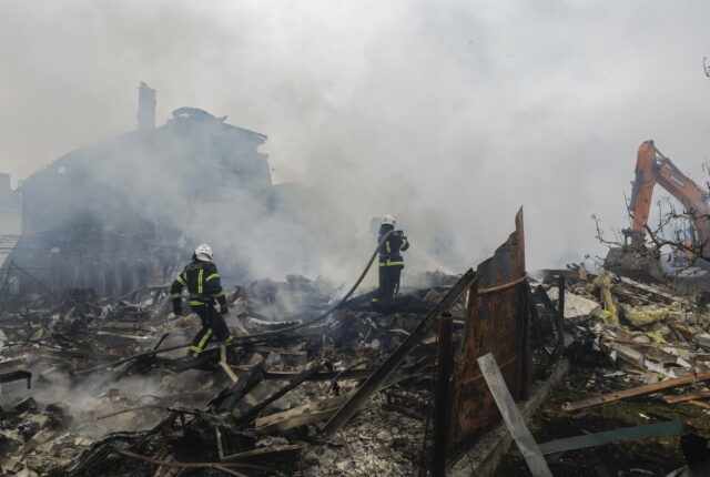 Μπαράζ ρωσικών επιθέσεων στην Ουκρανία