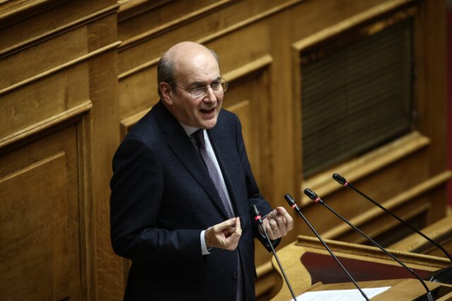 Κ. Χατζηδάκης: «Καταρρίπτονται οι θεωρίες συνωμοσίας για τα Τέμπη»