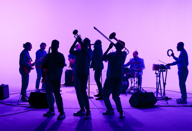 POPn’TONIC: Ένα Pop up live πάνω από την πόλη