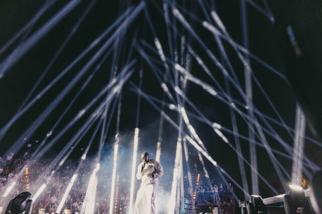 Ο Νέγρος του Μοριά παρουσιάζει τη «Μαύρη Ελλάδα» στο Universe Open Air