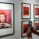 «Bowie X Sukita»: Έκθεση στη Βαρκελώνη τιμά τον Ντέιβιντ Μπόουι μέσα από φωτογραφίες του Masayoshi Sukita