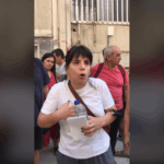 Βίαιη προσαγωγή εκπαιδευτικού στην Κυψέλη από αστυνομικούς με πολιτικά