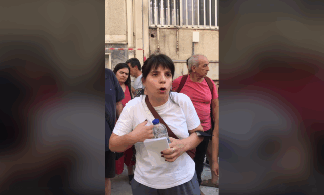 Βίαιη προσαγωγή εκπαιδευτικού στην Κυψέλη από αστυνομικούς με πολιτικά