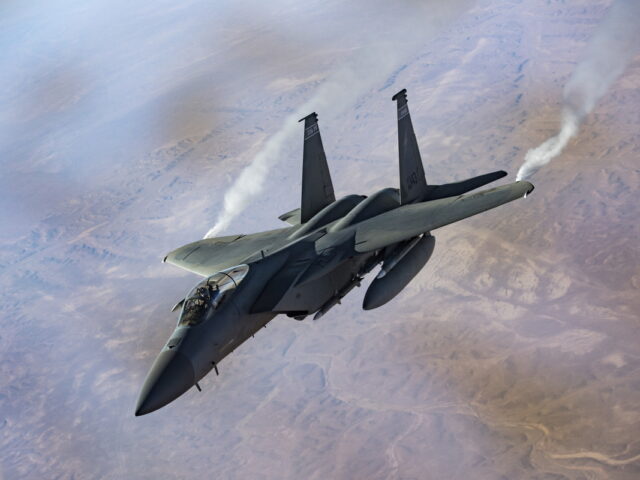 Οι ΗΠΑ αποσύρουν προσωπικό από αεροπορική βάση στο Κατάρ