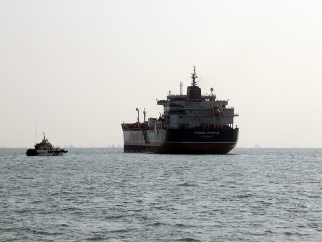 Το Χορμούζ χαρακτηρίστηκε εμπόλεμη ζώνη – Χιλιάδες ναυτικοί μπορούν να ζητήσουν τον επαναπατρισμό τους