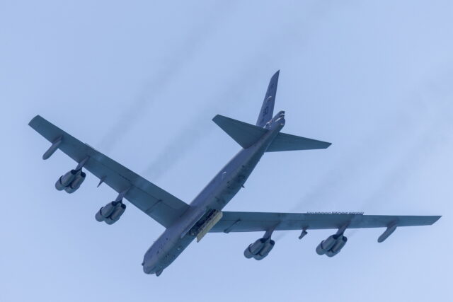 Οι ΗΠΑ στέλνουν μαχητικά αεροσκάφη στη Μέση Ανατολή