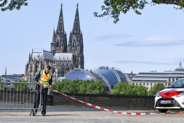 Γερμανία: 20.000 κάτοικοι απομακρύνθηκαν στην Κολωνία μετά την ανακάλυψη βομβών του Β’ Παγκοσμίου Πολέμου