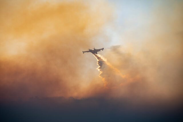 Χίος: Κρίσιμες οι επόμενες ώρες στο μέτωπο της φωτιάς