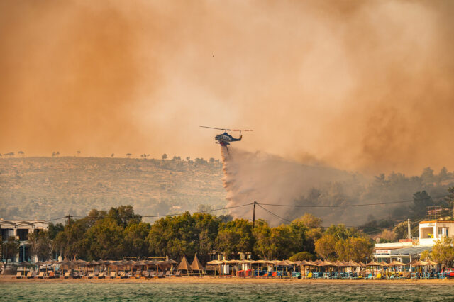Συνελήφθη 30χρονη για την πυρκαγιά στη Χίο