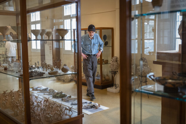 CITRONNE Gallery: Δύο νέες εκθέσεις εγκαινιάζουν το καλοκαίρι στον Πόρο