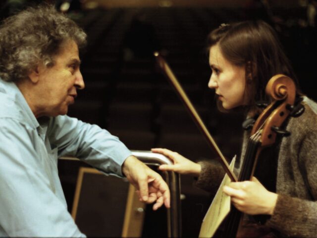 Αφιέρωμα στον Μίκη Θεοδωράκη στην Ταινιοθήκη της Ελλάδος