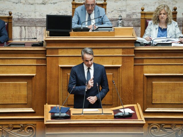 Στη Βουλή σήμερα ο Κυρ. Μητσοτάκης – Θα απαντήσει σε επίκαιρη ερώτηση του Ν. Ανδρουλάκη