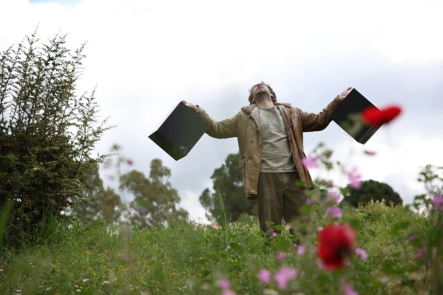 DOG TAGS: Η φωνή των κρατουμένων στο Φεστιβάλ Αθηνών Επιδαύρου