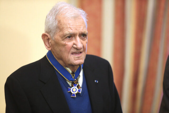 Επίτιμο μέλος της Ακαδημίας Αθηνών ο ποιητής Τίτος Πατρίκιος