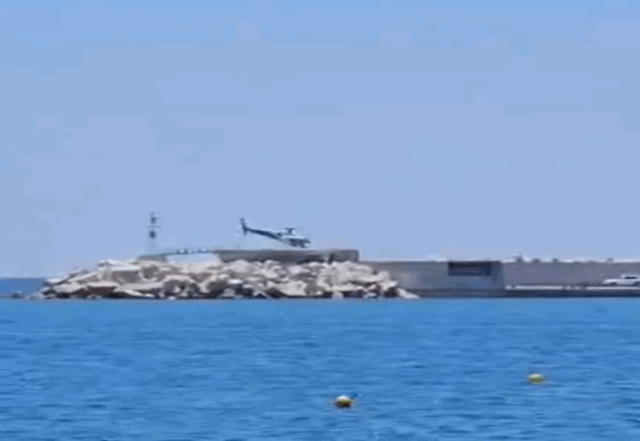 Εισαγγελική έρευνα για την πτώση του ελικοπτέρου στη Βουλιαγμένη