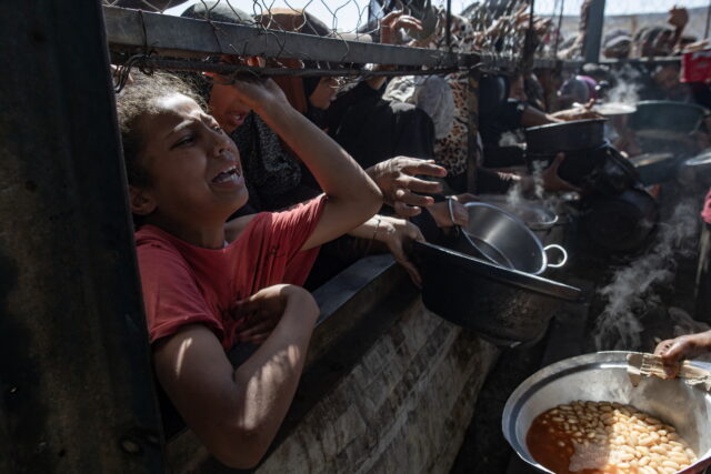 Γάζα: Ανθρωπιστική καταστροφή που θυμίζει τους λιμούς της Αιθιοπίας και της Μπιάφρα τον περασμένο αιώνα