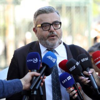 Δίκη για τη γυναικοκτονία της Κυριακής Γρίβα: Δίωξη της προέδρου για παράβαση καθήκοντος ζητεί ο δικηγόρος της οικογένειας του θύματος