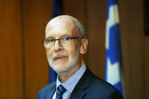 Υποκλοπές: Σφοδρές αντιδράσεις της αντιπολίτευσης μετά την αρχειοθέτηση από τον Άρειο Πάγο