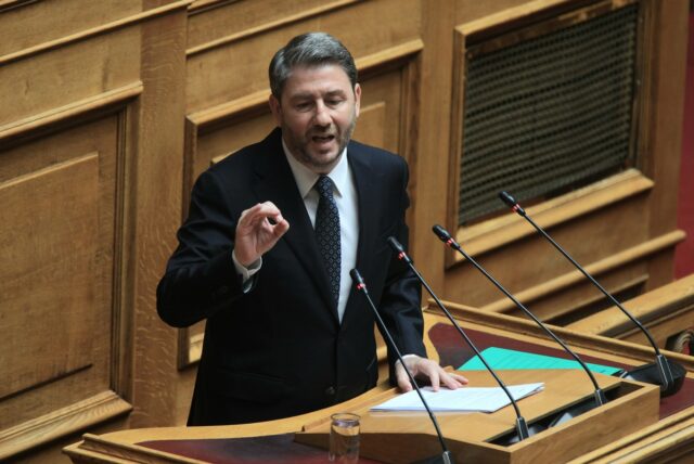 Ν. Ανδρουλάκης: «Δεν αξίζει στους πολίτες ένας αδύναμος και εκβιαζόμενος πρωθυπουργός»