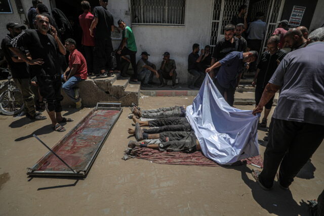 Επιχείρηση ισοπέδωσης της πόλης της Γάζας με δεκάδες νεκρούς – Αντιφάσεις Νετανιάχου για τους ομήρους