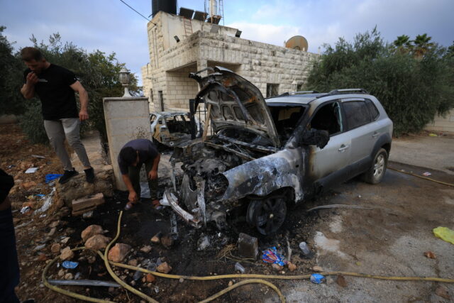 Ένας Παλαιστίνιος σκοτώθηκε σε επίθεση Ισραηλινών εποίκων στη Δυτική Όχθη