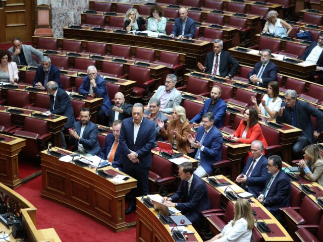 ΣΥΡΙΖΑ: Αίτημα για άμεση συνεδρίαση στη Βουλή για τα ΕΛΤΑ