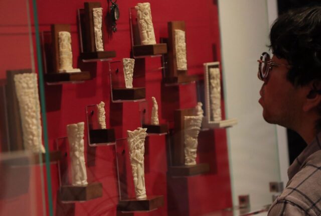 Έκθεση με έργα του Ρομπέρτο Ρούις, του γίγαντα της μινιατούρας στο Μεξικό