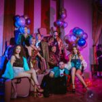 “Hotel Amour”: Το νέο μιούζικαλ των Γεράσιμου Ευαγγελάτου και Θέμη Καραμουρατίδη