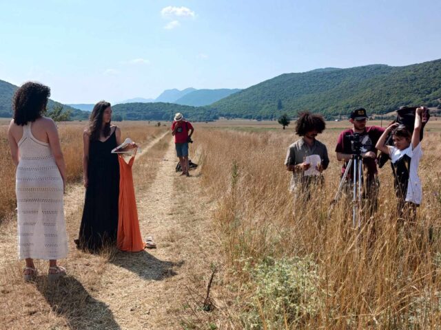 Μια πλατεία όλο σινεμά στα Ζαγοροχώρια