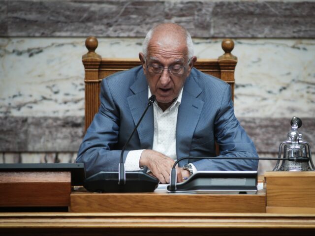 Πρόθεση εμπλοκής της Βουλής για απόκτηση των φωτογραφιών της Καισαριανής