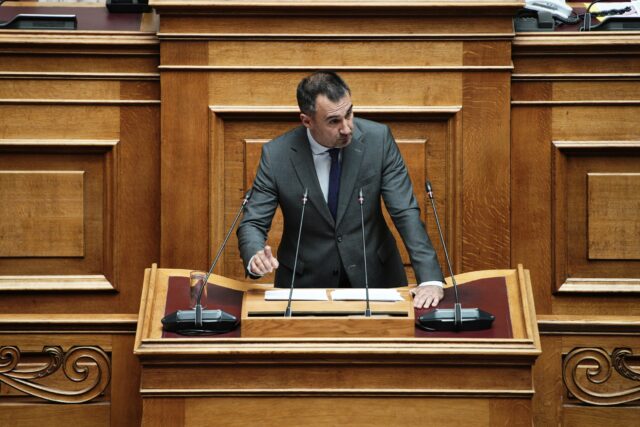 Αλέξης Χαρίτσης: Κατηγορείται επειδή συμμετείχε σε αγροτική κινητοποίηση