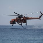 Προσθαλάσσωση πυροσβεστικού αεροσκάφους στον Κορινθιακό – Σώοι οι δυο πιλότοι