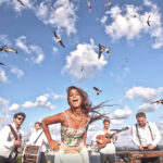 Φ Hill Sessions: Οι Light In Babylon στο Θέατρο Δόρα Στράτου