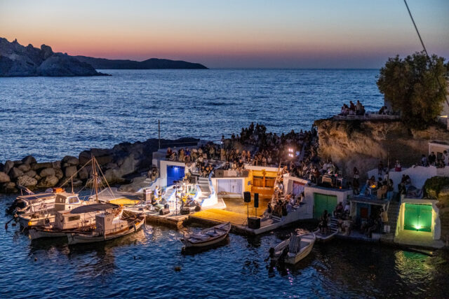 Το Φεστιβάλ Mandrakia Artis συνεχίζεται στη Μήλο