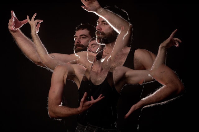 «Η Εκδίκηση του Φώτη»: Ο Βασίλης Βηλαράς αναμετριέται με την Pop Μυθολογία μιας ολόκληρης γενιάς