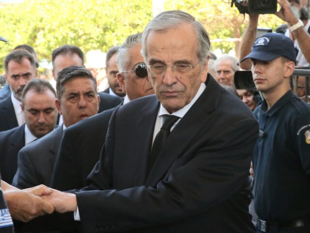 Λένα Σαμαρά: Πλήθος κόσμου στην κηδεία της 34χρονης