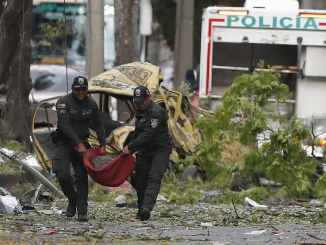 Κολομβία: Βομβιστική επίθεση μπροστά σε αεροπορική βάση – 5 νεκροί και 36 τραυματίες