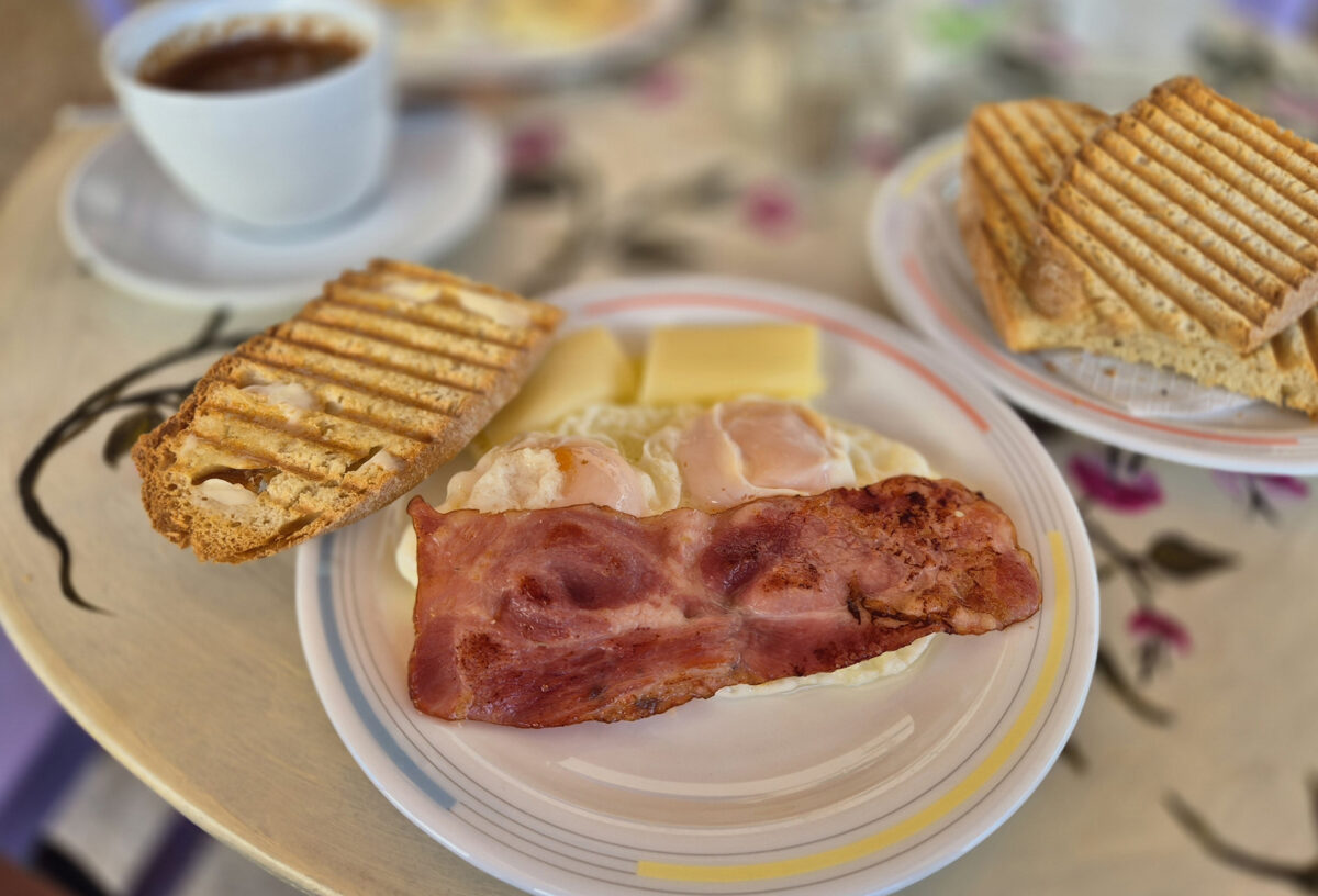 Καφεγλυκατζίδικο Μαρίνος