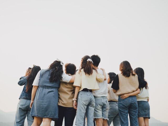 Κορυφαίες μάρκες ρούχων – Γιατί αξίζει να τις λάβετε υπόψη σας;