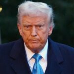 Στην Αλάσκα ο Τραμπ για τη συνάντηση με τον Πούτιν