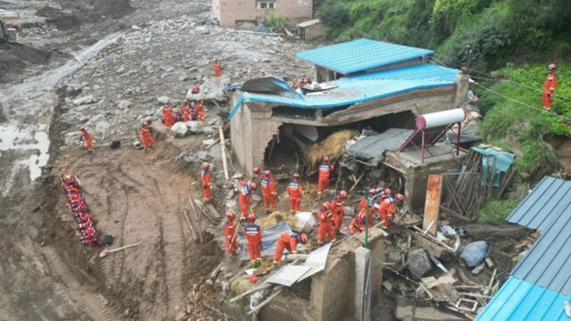 Κίνα: 9 νεκροί, 3 αγνοούμενοι στις πλημμύρες στον βορρά