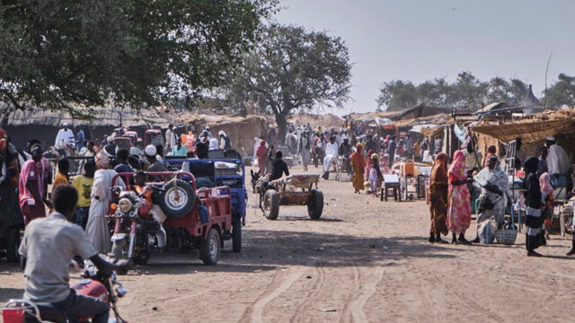 Πάνω από 6.000 πρόσφυγες από το Νότιο Σουδάν φεύγουν από καταυλισμό στην Κένυα