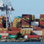 ΗΠΑ: Καταργείται από σήμερα η απαλλαγή από τον φόρο για τα μικρά δέματα που εισέρχονται στη χώρα